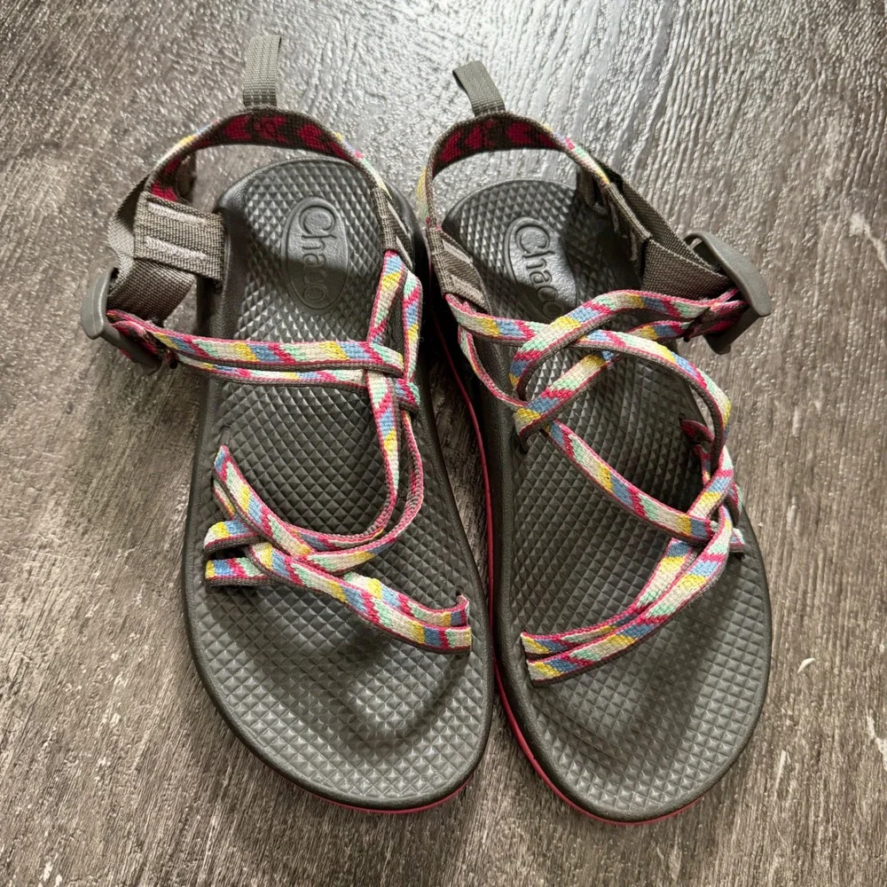 Chaco Sandals Kids Junior Multi Color Straps‎ Gray Pink Athletic Sport Size 3